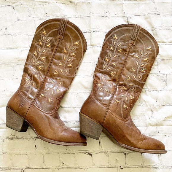 Ariat Shoes - Ariat Desert Holly Cowgirl Boots Medium Toe